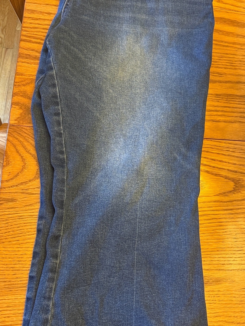 Women's Cropped Ankle Jeans in Dark Blue